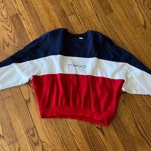 H&M cropped “Tokyo” sweatshirt